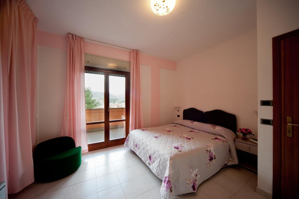 Hotel Il Quadrifoglio Каша Экстерьер фото