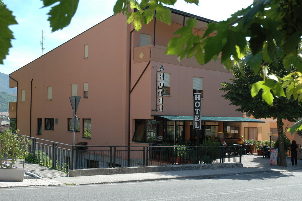 Hotel Il Quadrifoglio Каша Экстерьер фото
